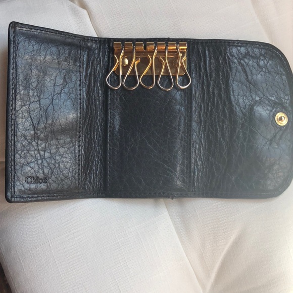 Chloe Black Lily Bow Key Holder - Picture 3 of 6